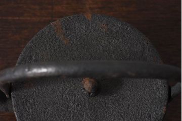 アンティーク雑貨　未使用　大正昭和初期　和の雰囲気を引き立てる南部三巌堂の鉄瓶(茶道具)