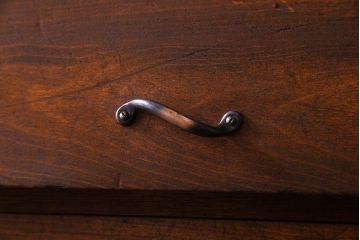 アンティーク家具　アンティーク　古材使用　パタパタ扉がおしゃれなキャビネット(下駄箱、収納棚)