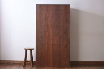 アンティーク家具　アンティーク　古材使用　取っ手が可愛らしいパタパタ扉付きキャビネット(下駄箱、収納棚)(1)