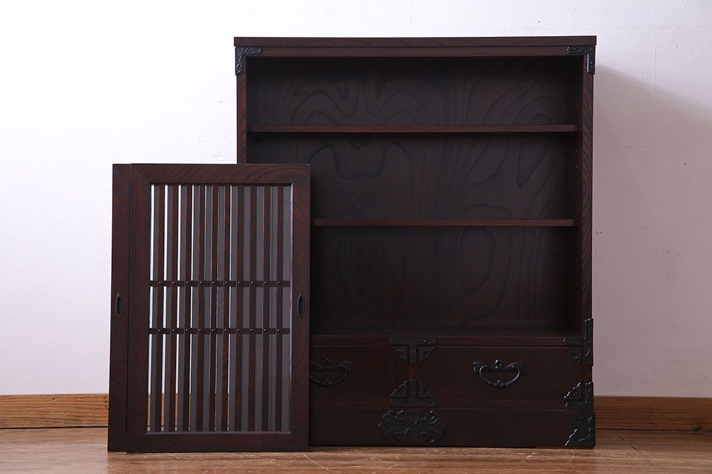 中古　極美品 伝統民芸家具　岩谷堂箪笥　モダンな雰囲気漂う食器棚(キャビネット、収納棚)(定価約30万円)