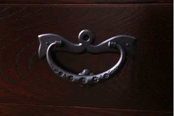 中古　極美品 伝統民芸家具　岩谷堂箪笥　モダンな雰囲気漂う食器棚(キャビネット、収納棚)(定価約30万円)