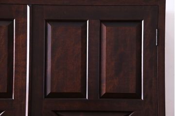 中古美品　松本民芸家具　直線的なデザインが目を引くワードローブ(チェスト、キャビネット)