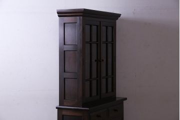 ビンテージ　松本民芸家具　シックな雰囲気漂うA型食器棚(収納棚、戸棚、カップボード)(定価約43万円)