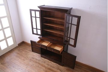 ビンテージ　松本民芸家具　シックな雰囲気漂うA型食器棚(収納棚、戸棚、カップボード)(定価約43万円)
