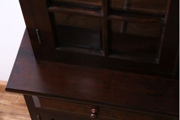 ビンテージ　松本民芸家具　シックな雰囲気漂うA型食器棚(収納棚、戸棚、カップボード)(定価約43万円)