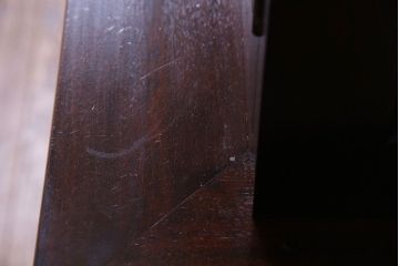 ビンテージ　松本民芸家具　シックな雰囲気漂うA型食器棚(収納棚、戸棚、カップボード)(定価約43万円)