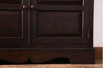 ビンテージ　松本民芸家具　シックな雰囲気漂うA型食器棚(収納棚、戸棚、カップボード)(定価約43万円)