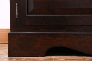 ビンテージ　松本民芸家具　シックな雰囲気漂うA型食器棚(収納棚、戸棚、カップボード)(定価約43万円)