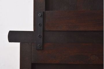 ビンテージ　松本民芸家具　シックな雰囲気漂うA型食器棚(収納棚、戸棚、カップボード)(定価約43万円)