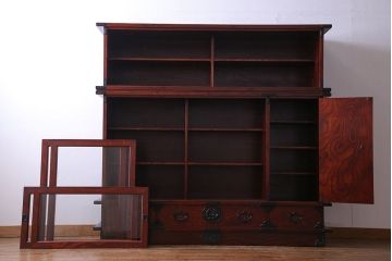 【T様ご成約】中古　岩谷堂箪笥　赤みがかった木肌が存在感を放つ大型2段重ね収納棚(キャビネット)(定価約54万円)
