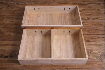 【T様ご成約】中古　岩谷堂箪笥　赤みがかった木肌が存在感を放つ大型2段重ね収納棚(キャビネット)(定価約54万円)