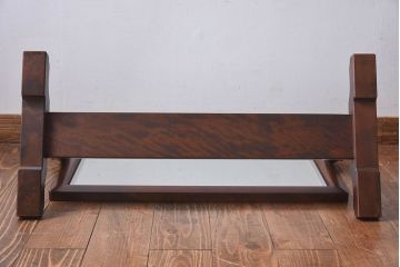 アンティーク雑貨　中古　北海道民芸家具　深みのある色合いが魅力的なシンプルなデザインの鏡(ミラー)