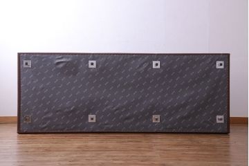 中古　KNOLL(ノール)社　本革3人掛けソファ(アームソファ)(定価約220万円)