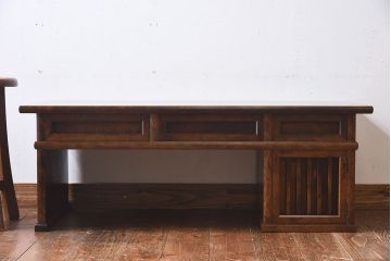 中古　九州民芸家具　直線的なデザインが魅力的な文机(座卓、センターテーブル)