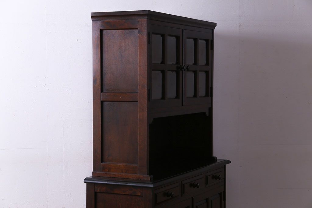 中古美品　北海道民芸家具　上品な雰囲気漂う食器棚(カップボード、収納棚)