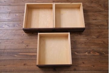 中古美品　北海道民芸家具　上品な雰囲気漂う食器棚(カップボード、収納棚)