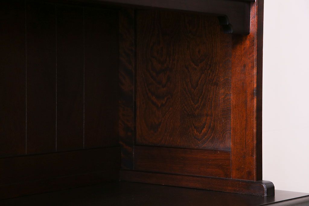 中古美品　北海道民芸家具　上品な雰囲気漂う食器棚(カップボード、収納棚)