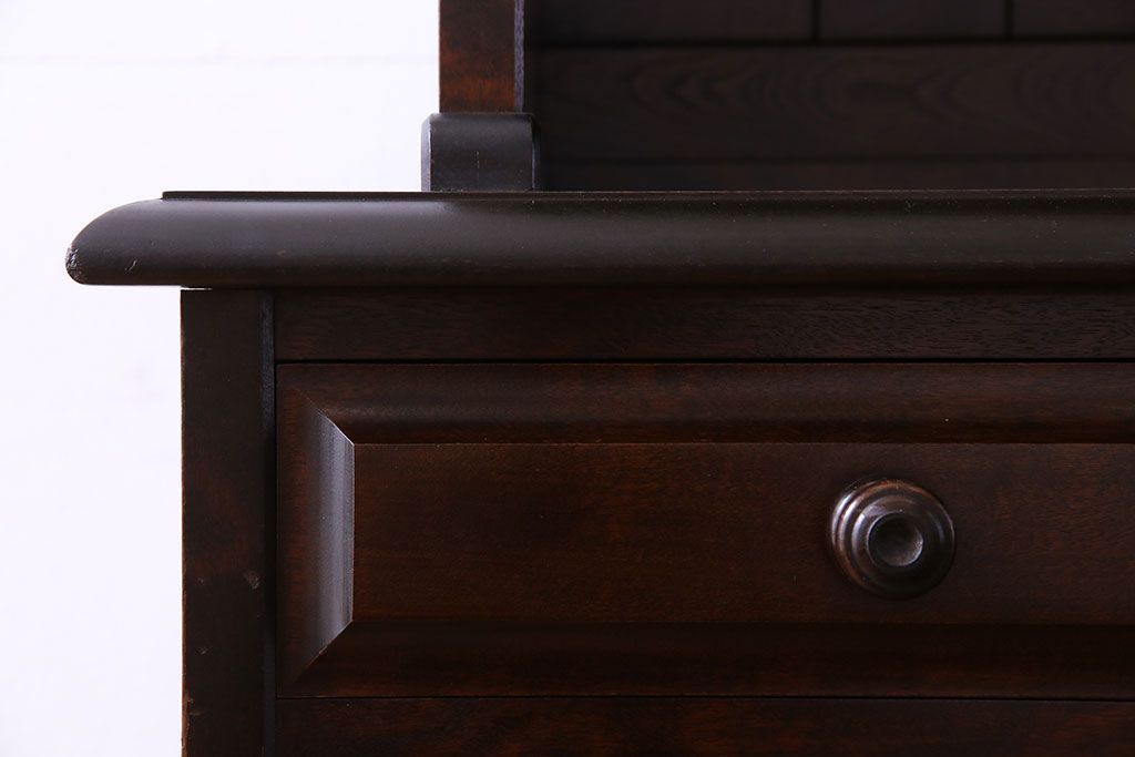 中古美品　北海道民芸家具　上品な雰囲気漂う食器棚(カップボード、収納棚)