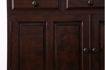 中古美品　北海道民芸家具　上品な雰囲気漂う食器棚(カップボード、収納棚)