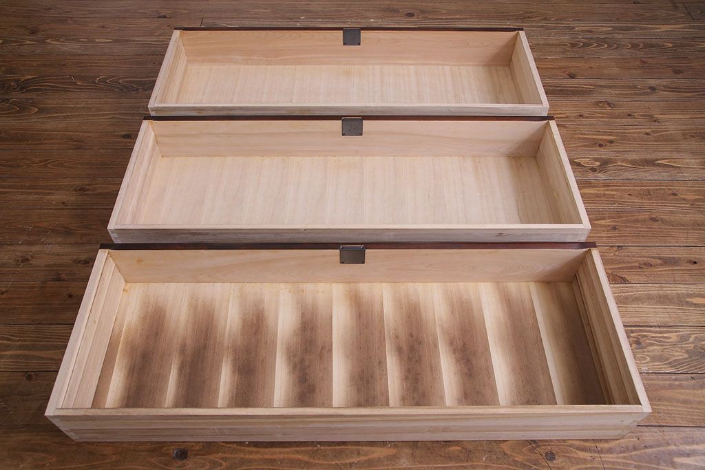 中古美品　北海道民芸家具　シックな雰囲気漂う収納力抜群のチェスト(和タンス、衣装タンス、着物箪笥)(定価約90万円)