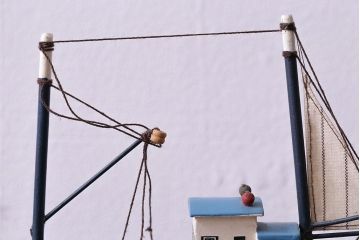 アンティーク雑貨　イギリスビンテージ　1970年頃　ブルーの配色が爽やかな船の模型(オブジェ、おもちゃ)