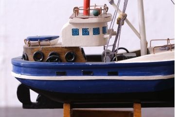 アンティーク雑貨　イギリスビンテージ　1970年頃　かわいらしい船の模型(オブジェ、おもちゃ)