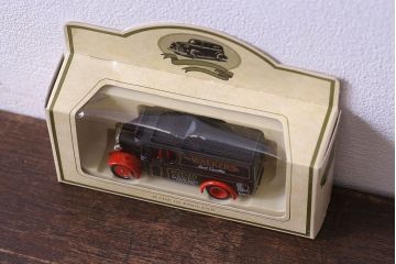 アンティーク雑貨　ビンテージ　LLEDO(レド)　WALKERS POTATO CRISPS -BARKBY ROAD LEICESTER- ミニカー