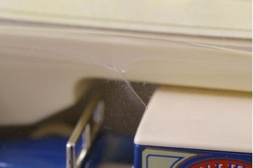 アンティーク雑貨　ビンテージ　LLEDO(レド)　WALKERS POTATO CRISPS -BARKBY ROAD LEICESTER- ミニカー(1)