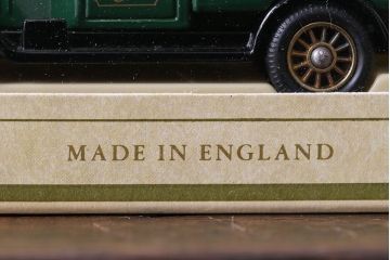 アンティーク雑貨　ビンテージ　LLEDO(レド)　WALKERS CRISPS -BARKBY ROAD LEICESTER-　ミニカー