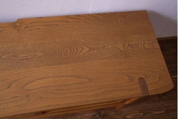 中古　ブランド家具「頑固おやじ」　総栗材　濃い木目が印象的なローボード(テレビボード、リビングボード)