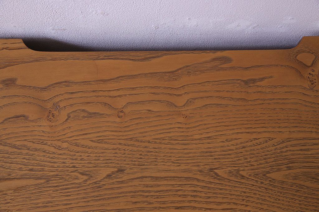 中古　ブランド家具「頑固おやじ」　総栗材　濃い木目が印象的なローボード(テレビボード、リビングボード)