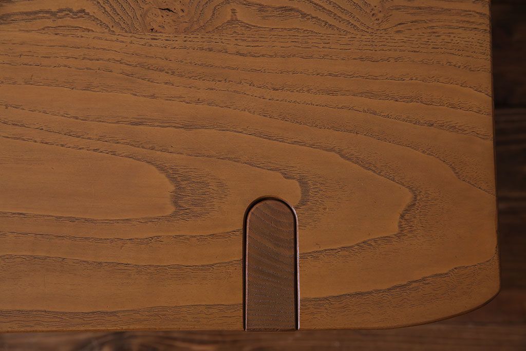 中古　ブランド家具「頑固おやじ」　総栗材　濃い木目が印象的なローボード(テレビボード、リビングボード)