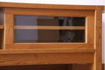 中古　ブランド家具「頑固おやじ」　総栗材　濃い木目が印象的なローボード(テレビボード、リビングボード)