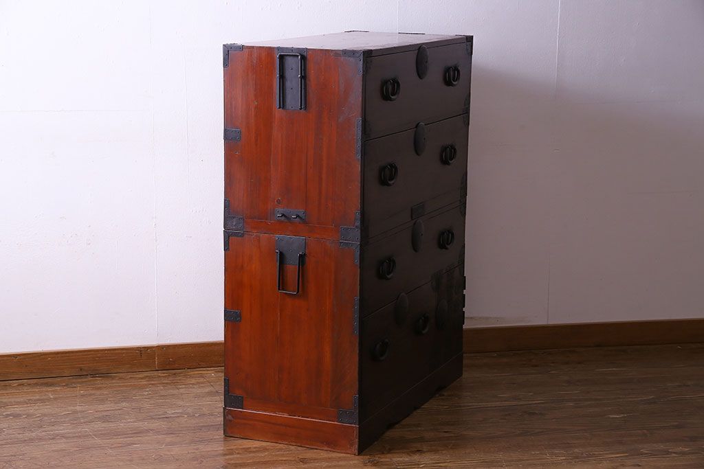 アンティーク家具　和製アンティーク　明治大正期の味わい深い二段重ねチェスト(重ね箪笥、時代箪笥、衣装箪笥)