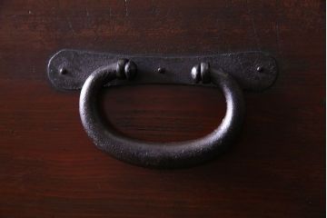 アンティーク家具　和製アンティーク　明治大正期の味わい深い二段重ねチェスト(重ね箪笥、時代箪笥、衣装箪笥)