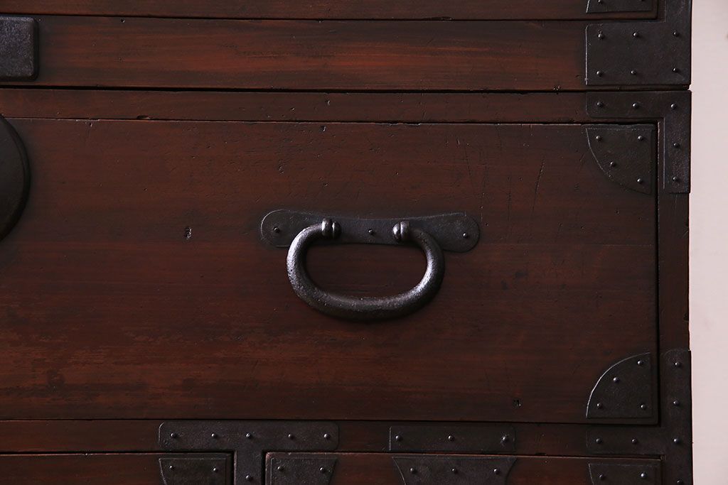 アンティーク家具　和製アンティーク　明治大正期の味わい深い二段重ねチェスト(重ね箪笥、時代箪笥、衣装箪笥)