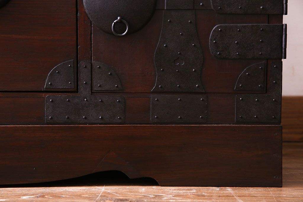 アンティーク家具　和製アンティーク　明治大正期の味わい深い二段重ねチェスト(重ね箪笥、時代箪笥、衣装箪笥)