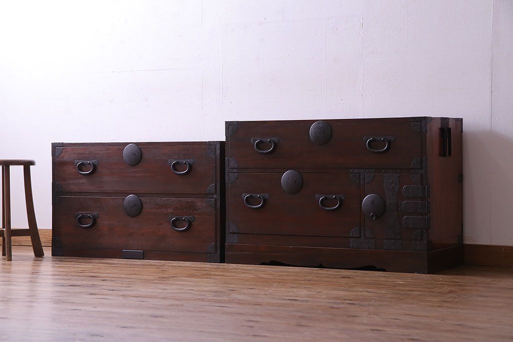 アンティーク家具　和製アンティーク　明治大正期の味わい深い二段重ねチェスト(重ね箪笥、時代箪笥、衣装箪笥)