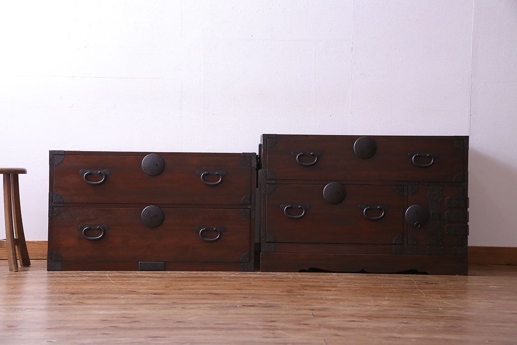 アンティーク家具　和製アンティーク　明治大正期の味わい深い二段重ねチェスト(重ね箪笥、時代箪笥、衣装箪笥)