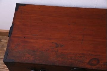 アンティーク家具　和製アンティーク　明治大正期の味わい深い二段重ねチェスト(重ね箪笥、時代箪笥、衣装箪笥)