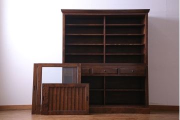 中古　九州民芸家具　木のあたたかみが伝わる食器棚(収納棚、キャビネット)