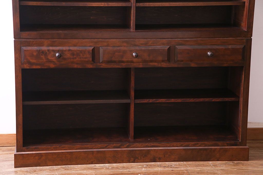 中古　九州民芸家具　木のあたたかみが伝わる食器棚(収納棚、キャビネット)