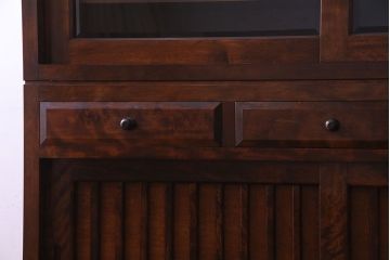 中古　九州民芸家具　木のあたたかみが伝わる食器棚(収納棚、キャビネット)