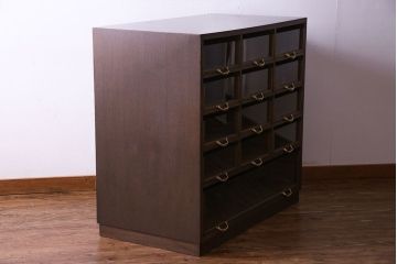 [A様ご成約済]　中古　前面ガラス　気品漂うシャツケース(ガラスケース、チェスト)(定価約30万円)