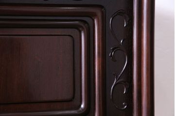 中古　経済産業大臣指定伝統的工芸品　大阪唐木指物　繊細なデザインが美しい飾り棚(茶棚)(定価約220万円)