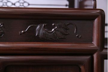 中古　経済産業大臣指定伝統的工芸品　大阪唐木指物　繊細なデザインが美しい飾り棚(茶棚)(定価約220万円)