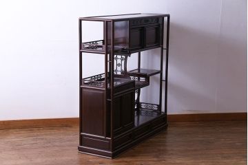 中古　経済産業大臣指定伝統的工芸品　大阪唐木指物　繊細なデザインが美しい飾り棚(茶棚)(定価約220万円)
