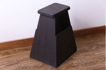アンティーク雑貨　大正昭和期　シンプルで味のある和製アンティーク踏み台(飾り台)