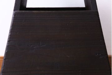 アンティーク雑貨　大正昭和期　シンプルで味のある和製アンティーク踏み台(飾り台)