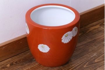 アンティーク雑貨　オールドノリタケ(日陶)　朱色地白菊文様　レトロな壱型火鉢(手あぶり、鉢カバー)(1)